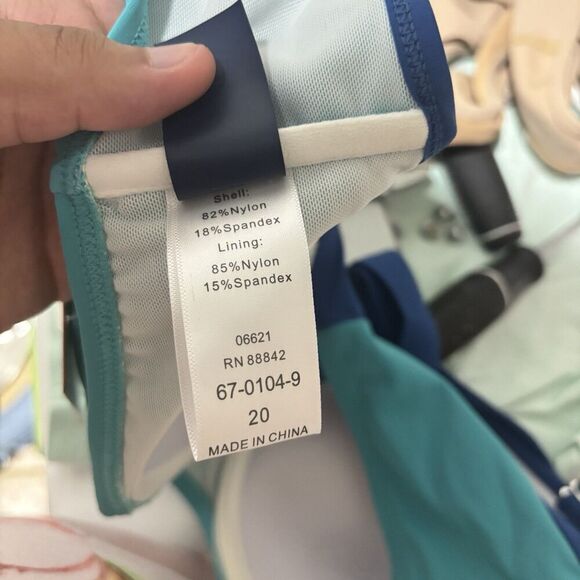 NWT Swimsuits For All Green Bikini Bra Top Adjustable Straps Padded sz 20 - Picture 6 of 8